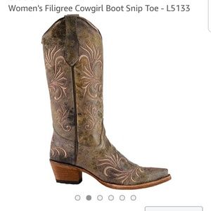 Womans Filigree Cowgirl boots